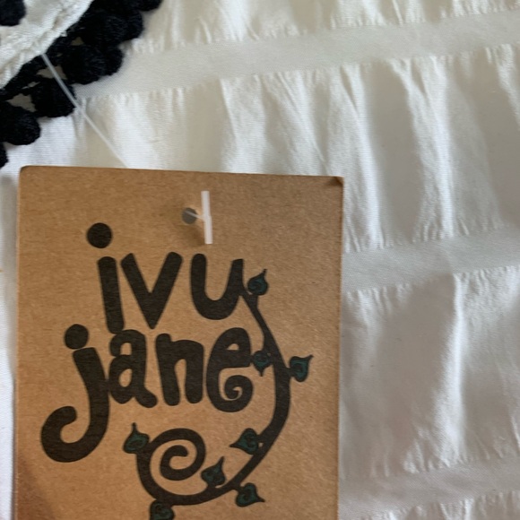 NWT Ivy Jane On/Off Shoulder Top - Picture 9 of 16